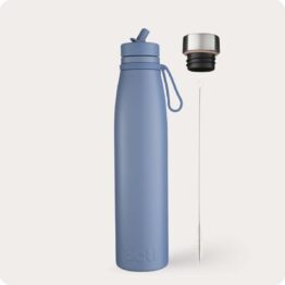800ml plastic free water bottle in a stylish blue coating