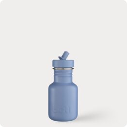 Stylish and lightweight water bottle with a blue finish